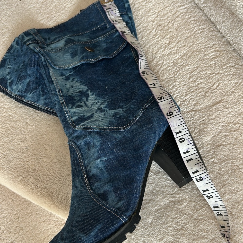 Ladies denim boots w useable pockets! Ladies Eu41. EUC only worn inside. - Picture 4 of 4